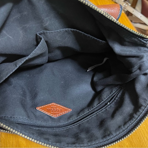 Fossil Tan and Gray Crossbody Bag - Picture 6 of 11